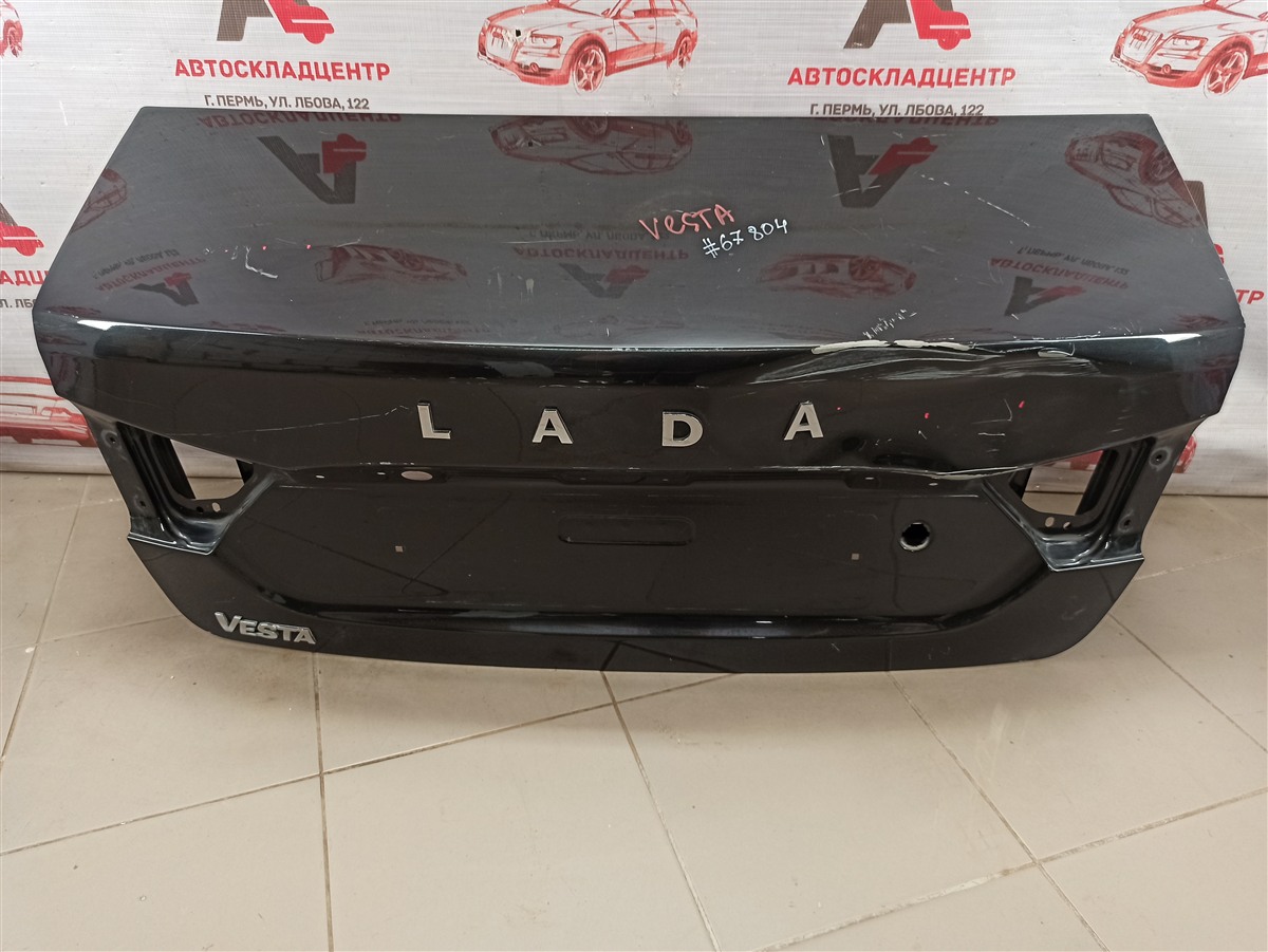 Крышка багажника Lada Vesta Крышка багажника Lada Vesta