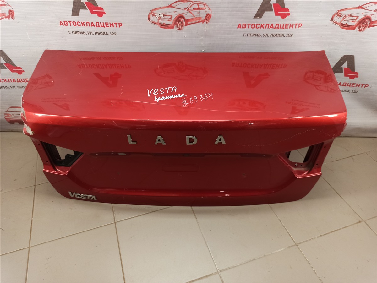 Крышка багажника Lada Vesta