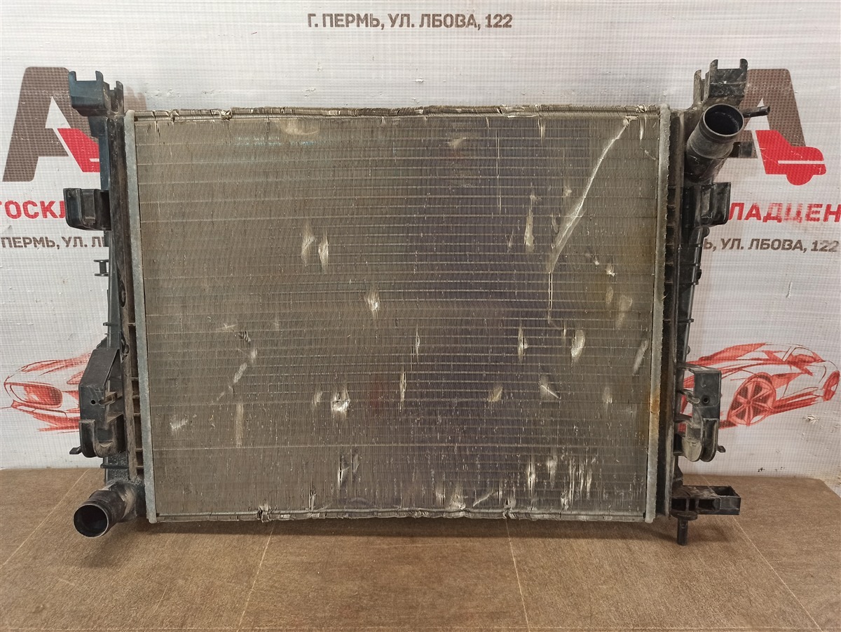 Радиатор охлаждения двигателя Lada Vesta