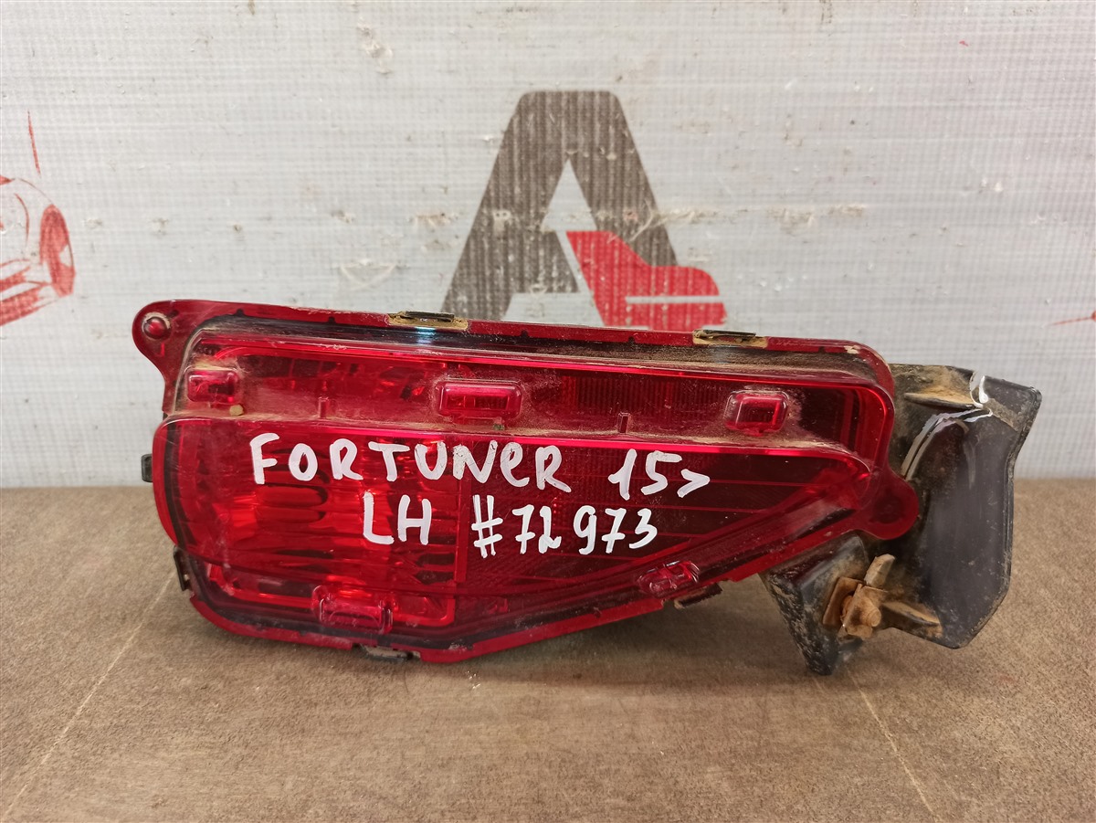 Фонарь противотуманный Toyota Fortuner (An160) 2015-Н.в. левый