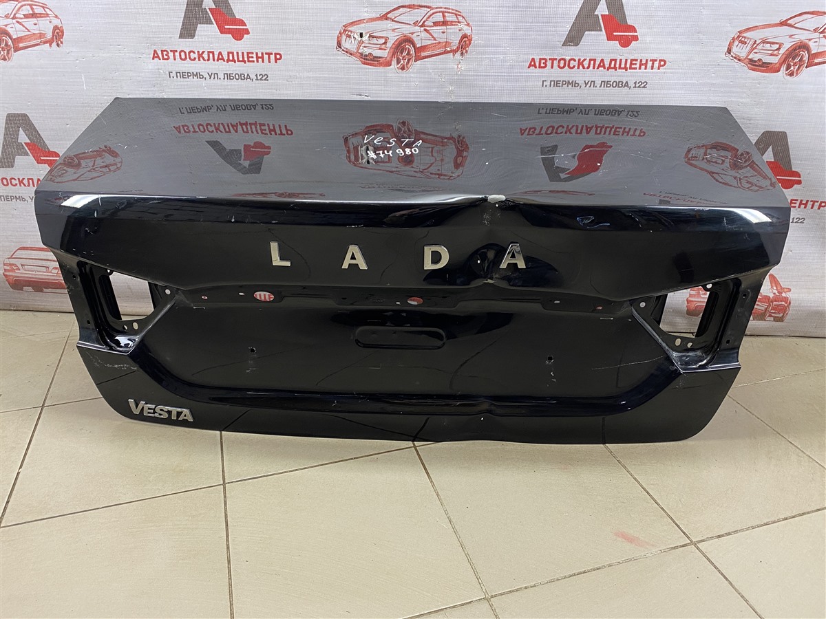 Крышка багажника Lada Vesta