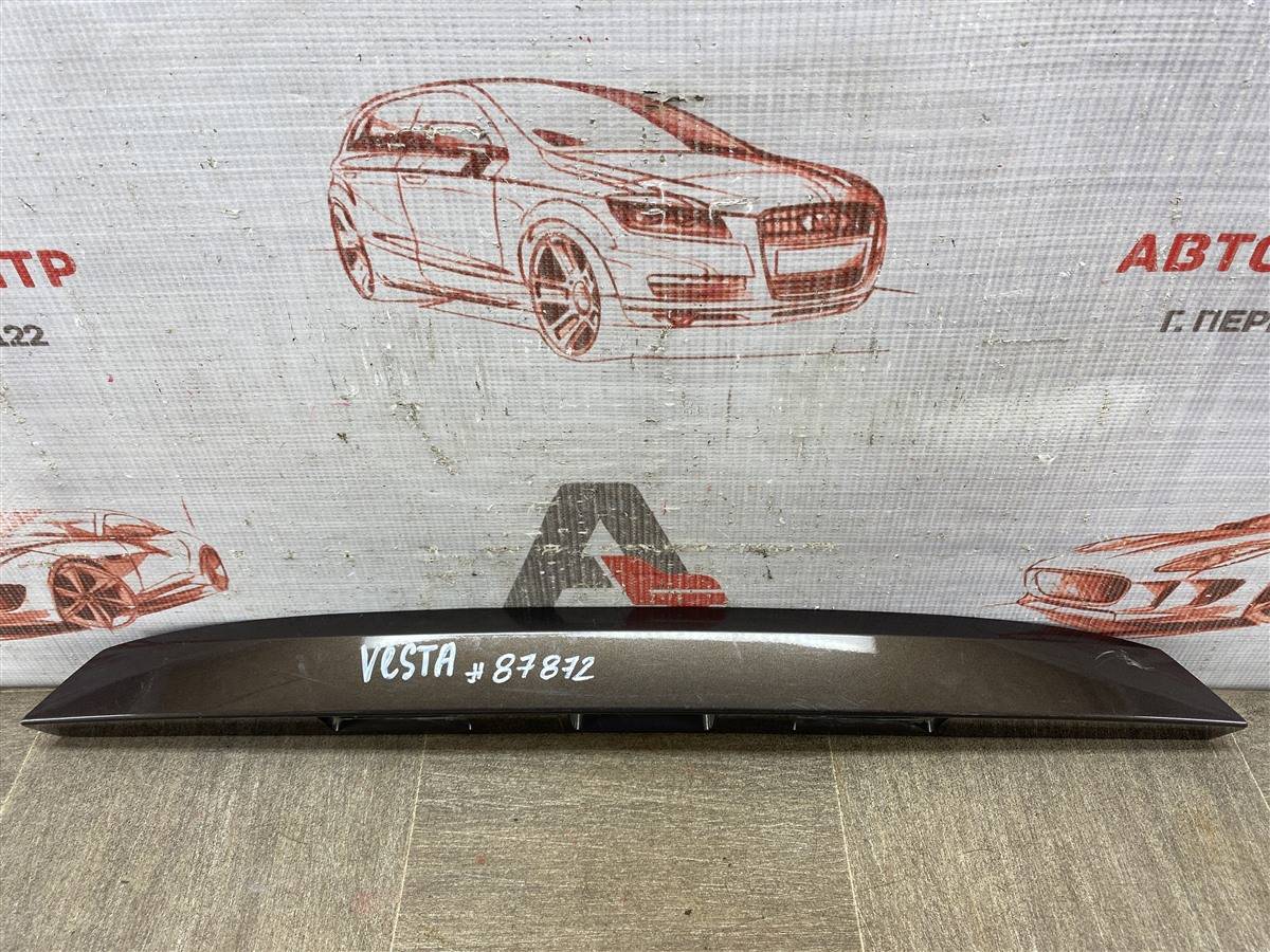 Ручка (молдинг) двери багажника Lada Vesta
