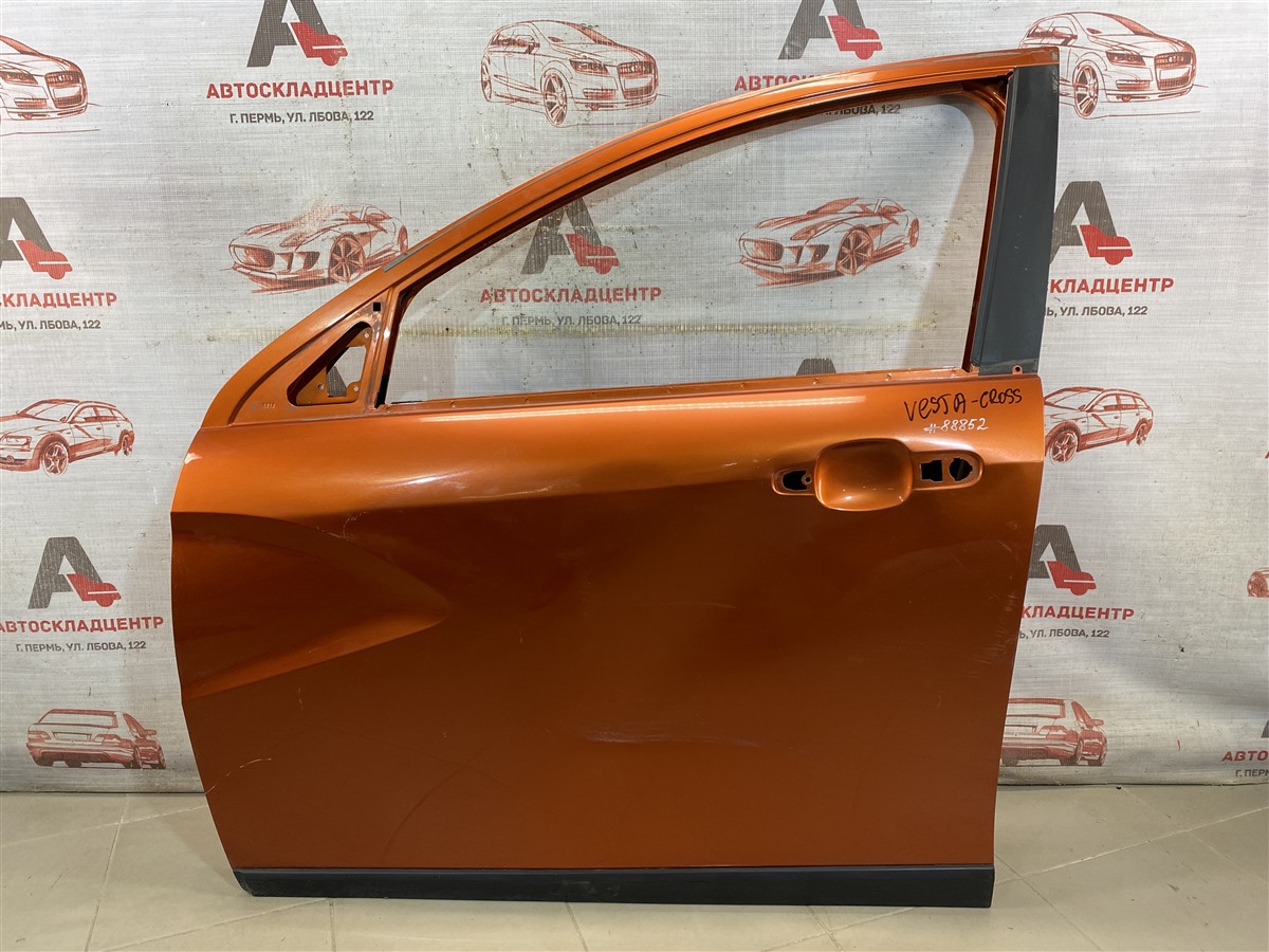 Дверь передняя левая Lada Vesta