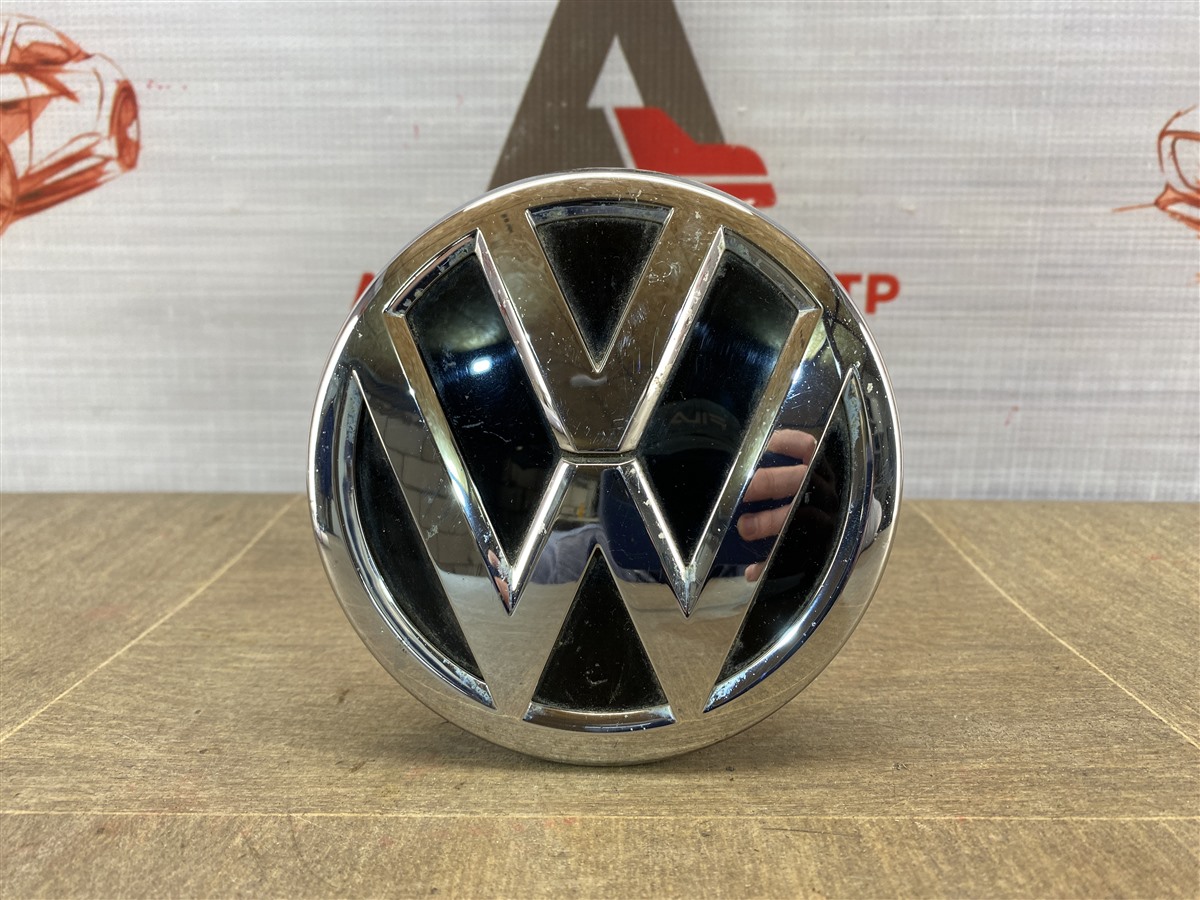 Эмблема (значок) Volkswagen Polo (Mk5) Седан 2010-2020 задняя