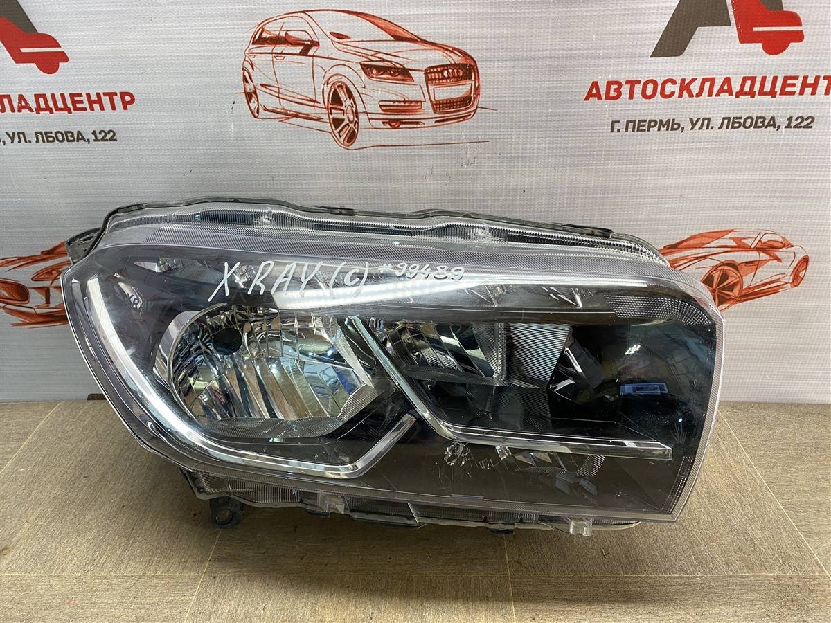 Фара правая Lada X-Ray