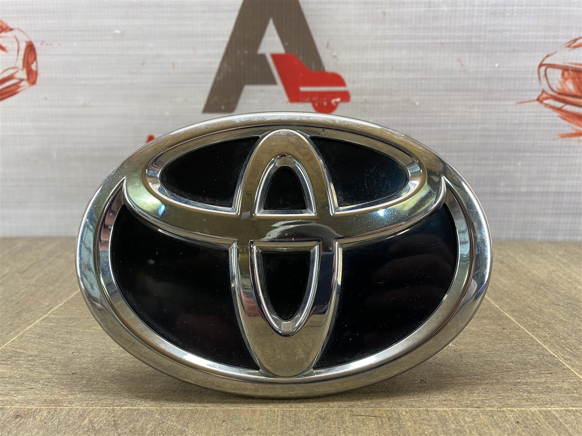 Эмблема (значок) Toyota Camry (Xv70) 2017-Н.в. передняя