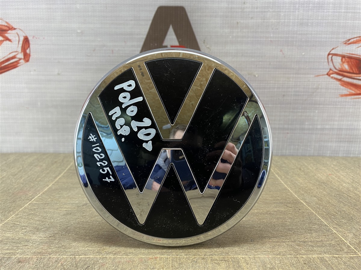 Эмблема (значок) Volkswagen Polo (Mk5) Седан 2010-2020 2015