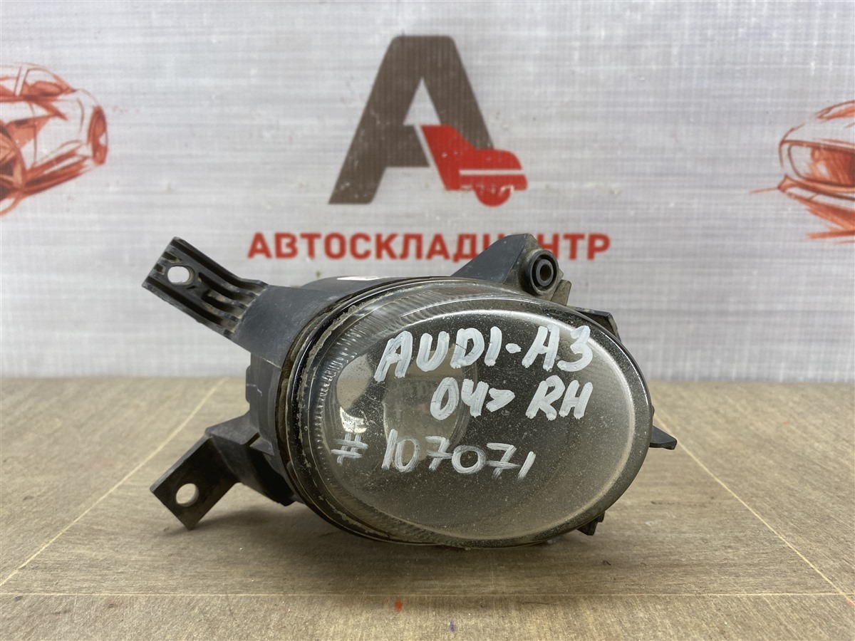 Фара противотуманная / дхо Audi A3 (2003-2013) правая