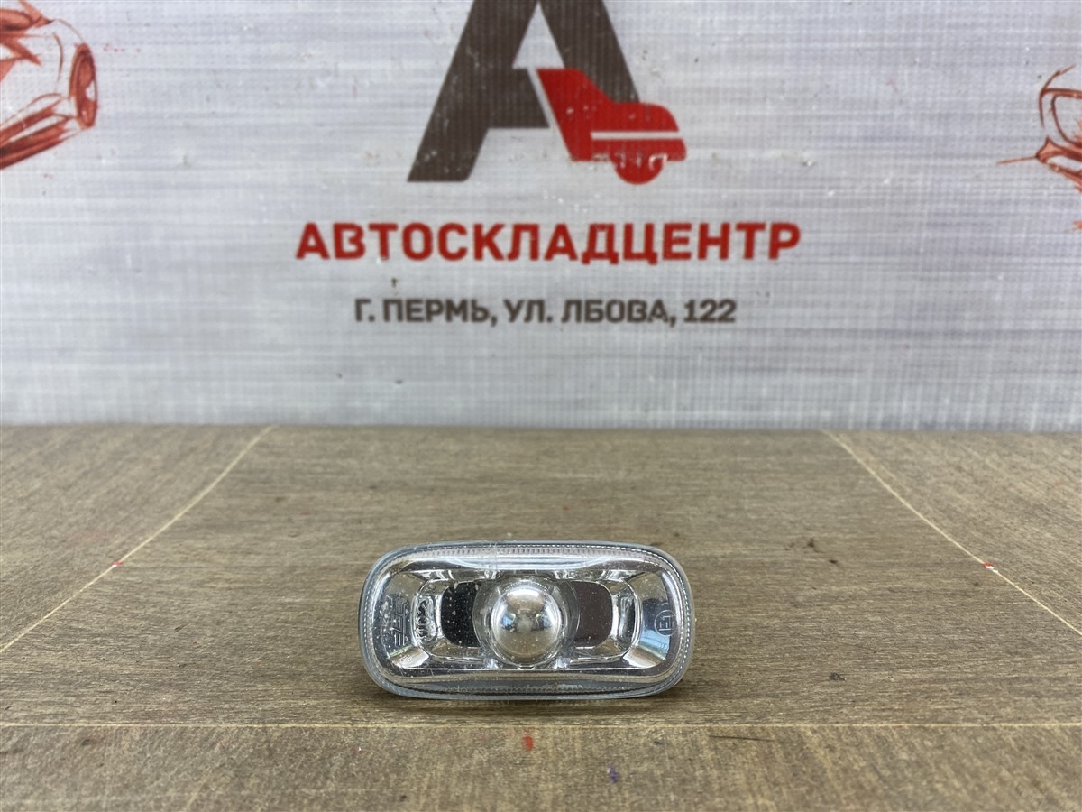 Фонарь - повторитель указателя поворота. Audi A3 (2003-2013)