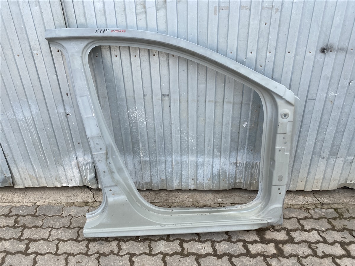 Кузов - боковина (обрезок) Lada X-Ray правый