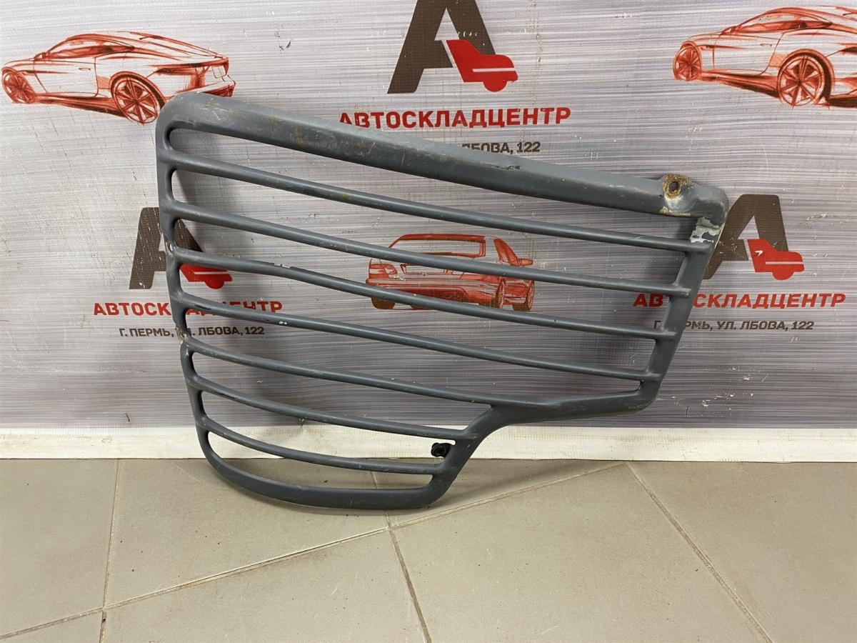Защитная решетка фары Mercedes Truck (Грузовые И Коммерческие) Arocs правая