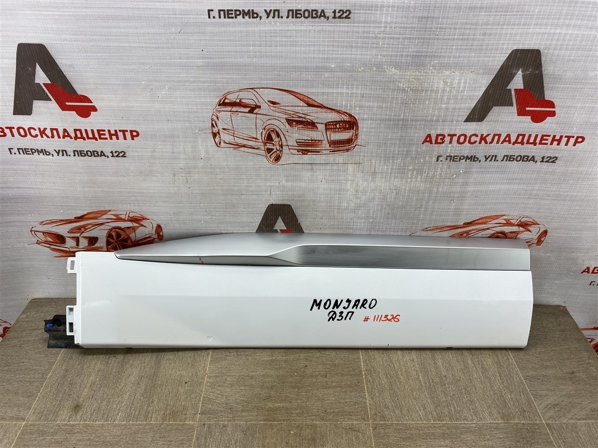 Накладка двери задней правой Geely Monjaro 2021-Н.в.