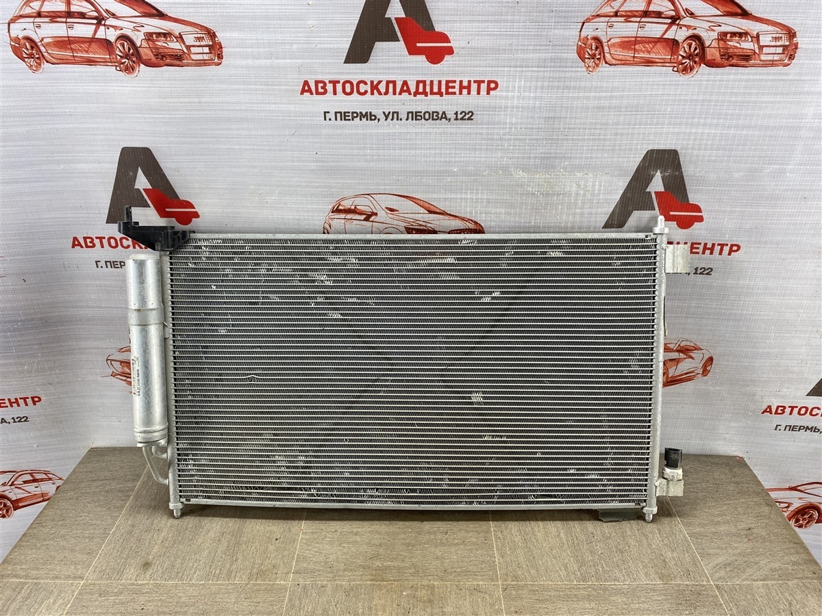 Конденсер (радиатор кондиционера) Nissan Juke (2011-2020)