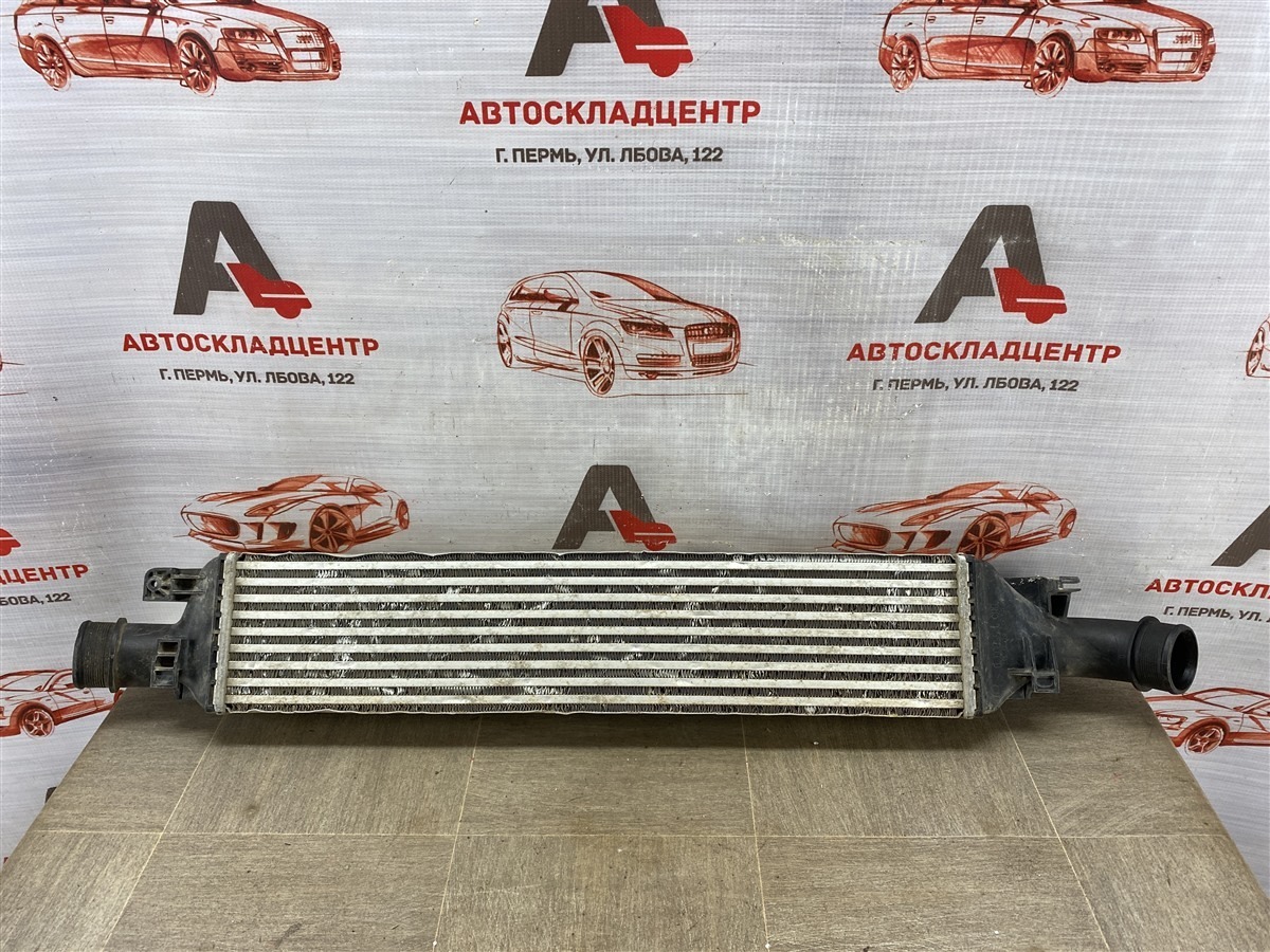 Интеркулер - радиатор промежуточного охлаждения воздуха Audi Q3 (2011-2019)