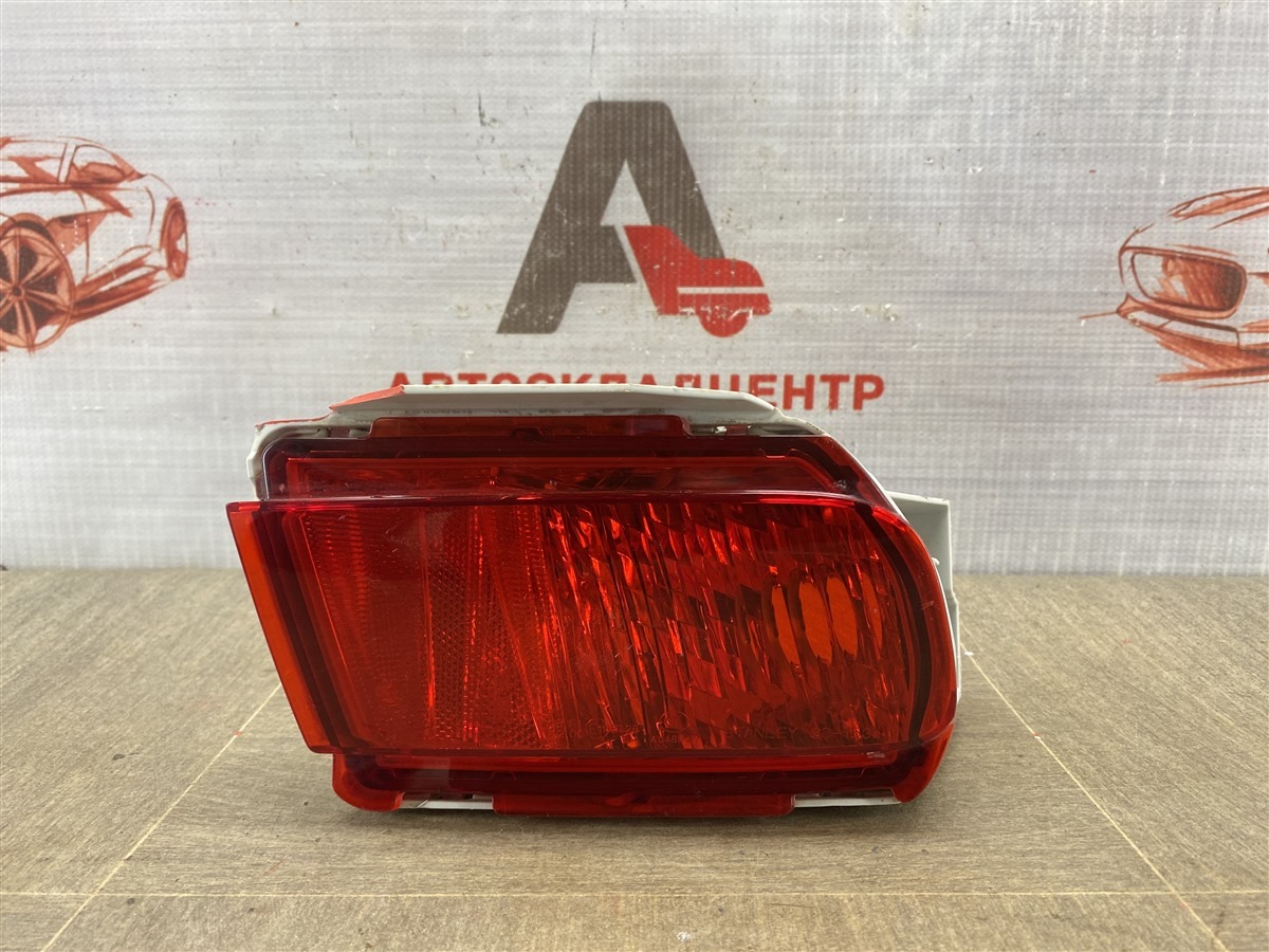 Фонарь противотуманный Toyota Land Cruiser Prado 150 (2009-Н.в.) правый