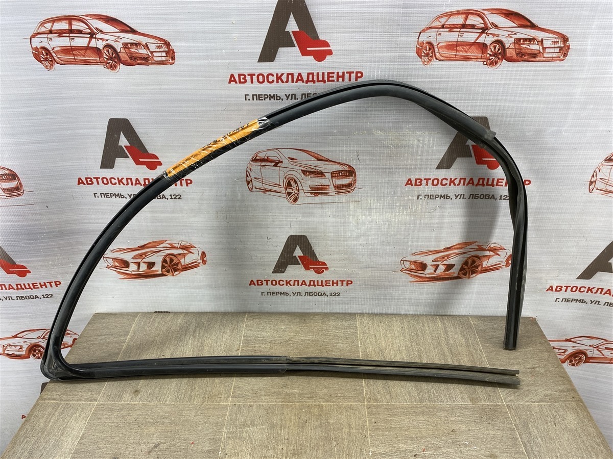 Уплотнитель стекла двери Lada Largus передний левый