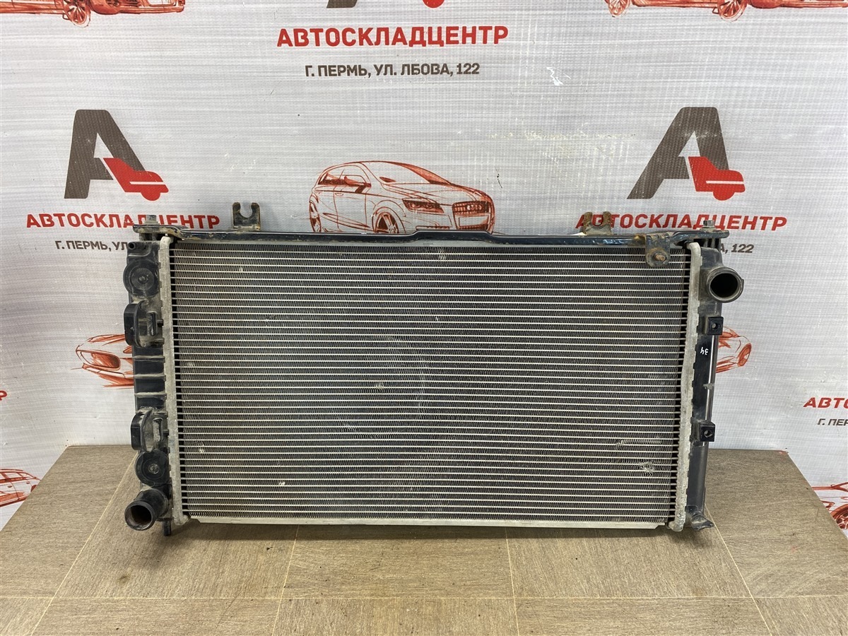 Радиатор охлаждения двигателя Lada Granta