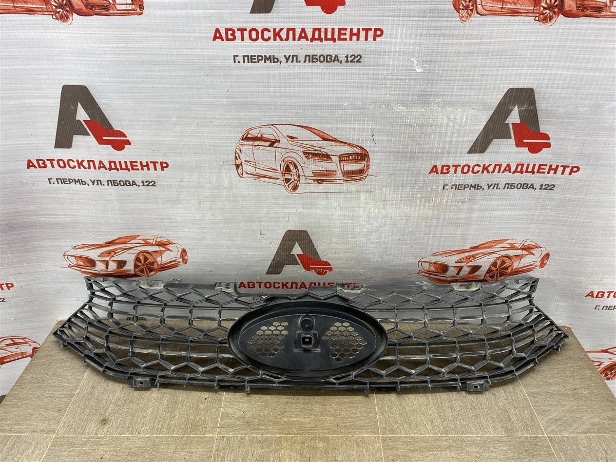 Решетка радиатора LADA VESTA 2022 (б/у)