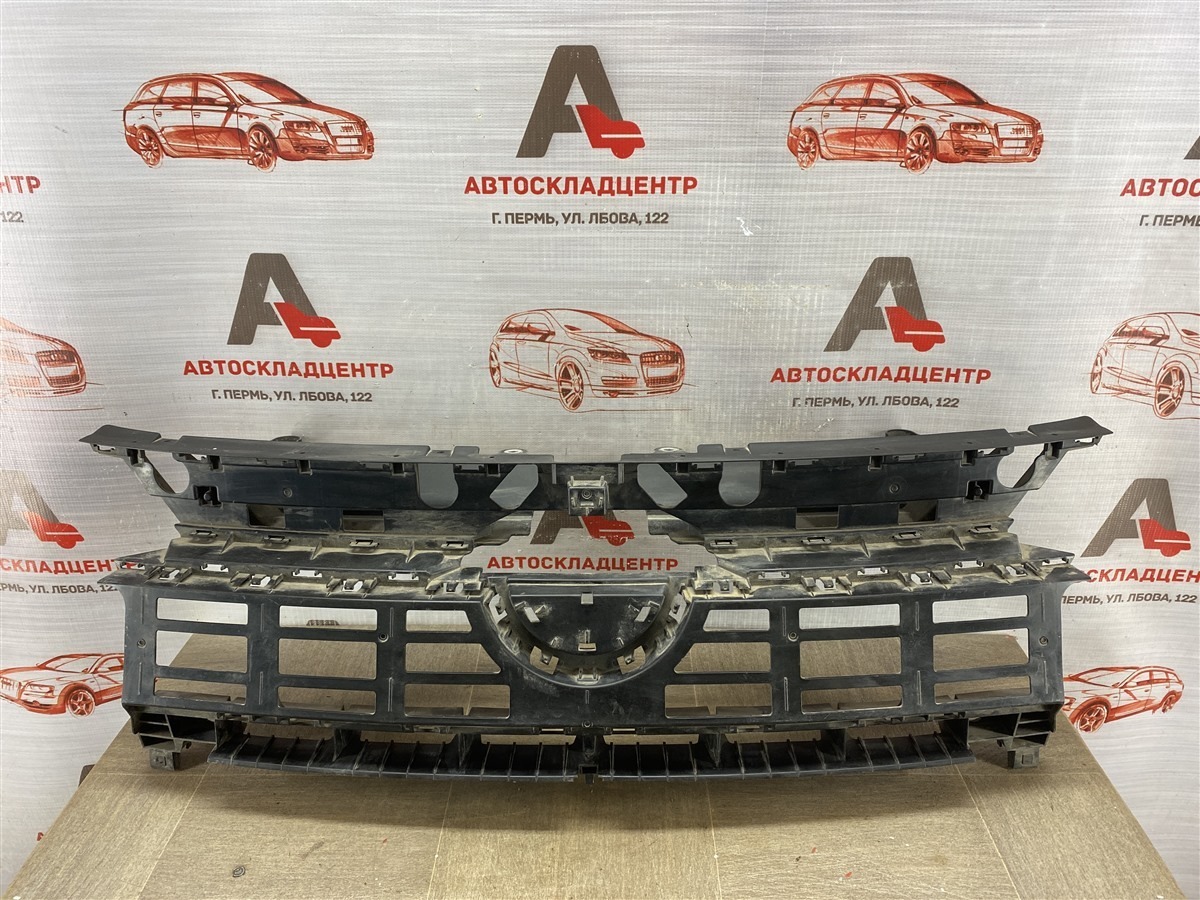 Кронштейн решетки радиатора Volkswagen T7 (Transporter / Caravelle / Multivan) 2021-Н.в.