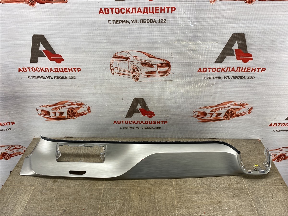 Торпедо - передняя панель салона, накладка GEELY COOLRAY (SX11) 2018-н.в. (б/у)
