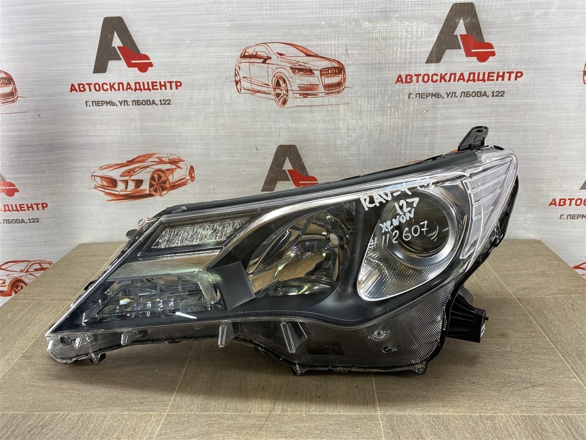 Фара левая TOYOTA RAV-4 (XA40) 2012-2019 2012 (б/у)