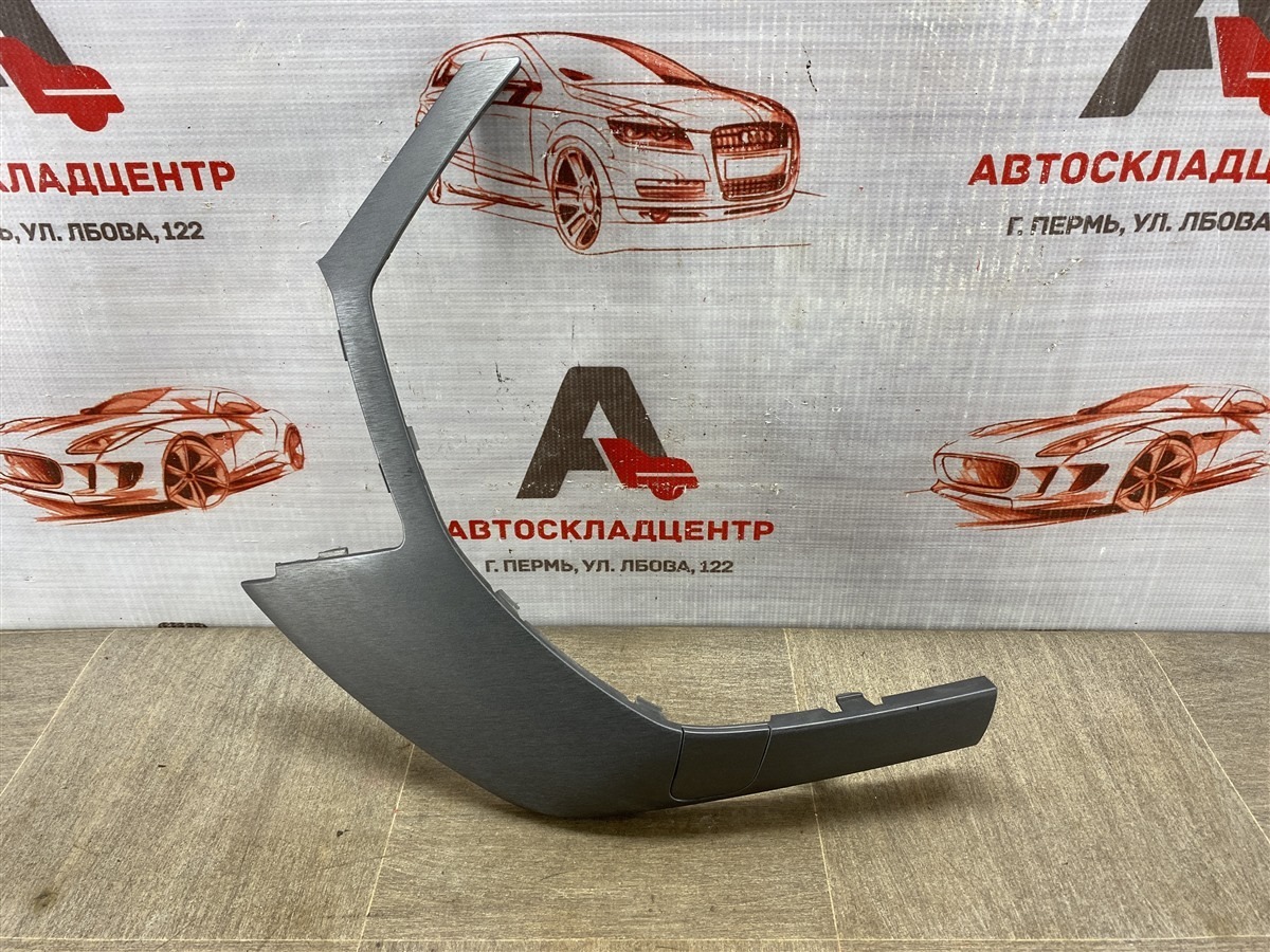 Решетка радиатора - молдинг CHERY TIGGO 8 PRO MAX (2021-н.в.) 2023 правая (б/у)