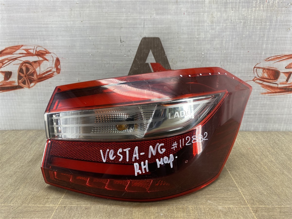 Фонарь правый LADA VESTA 2022 (б/у)