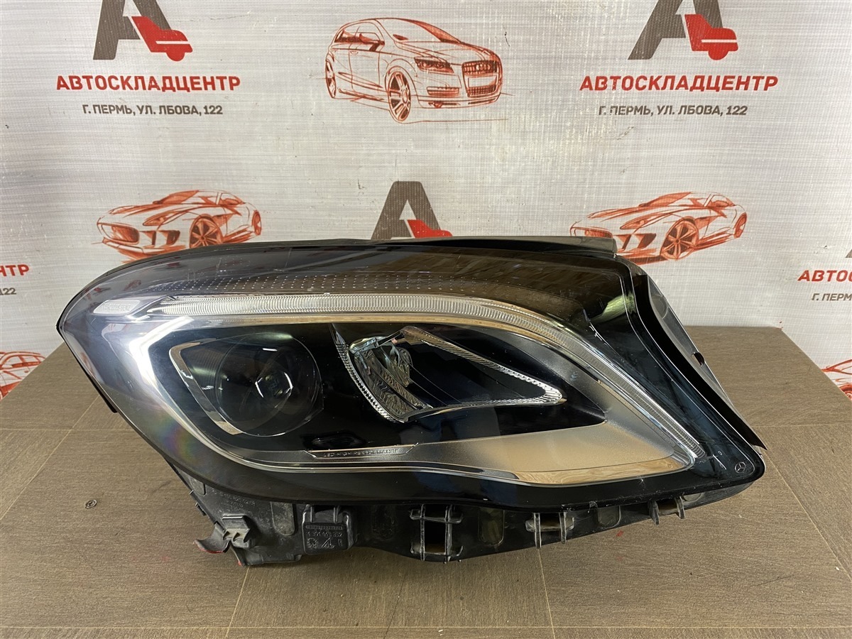Фара правая MERCEDES-BENZ GLA-klasse (W156) 2013-2020 (б/у)