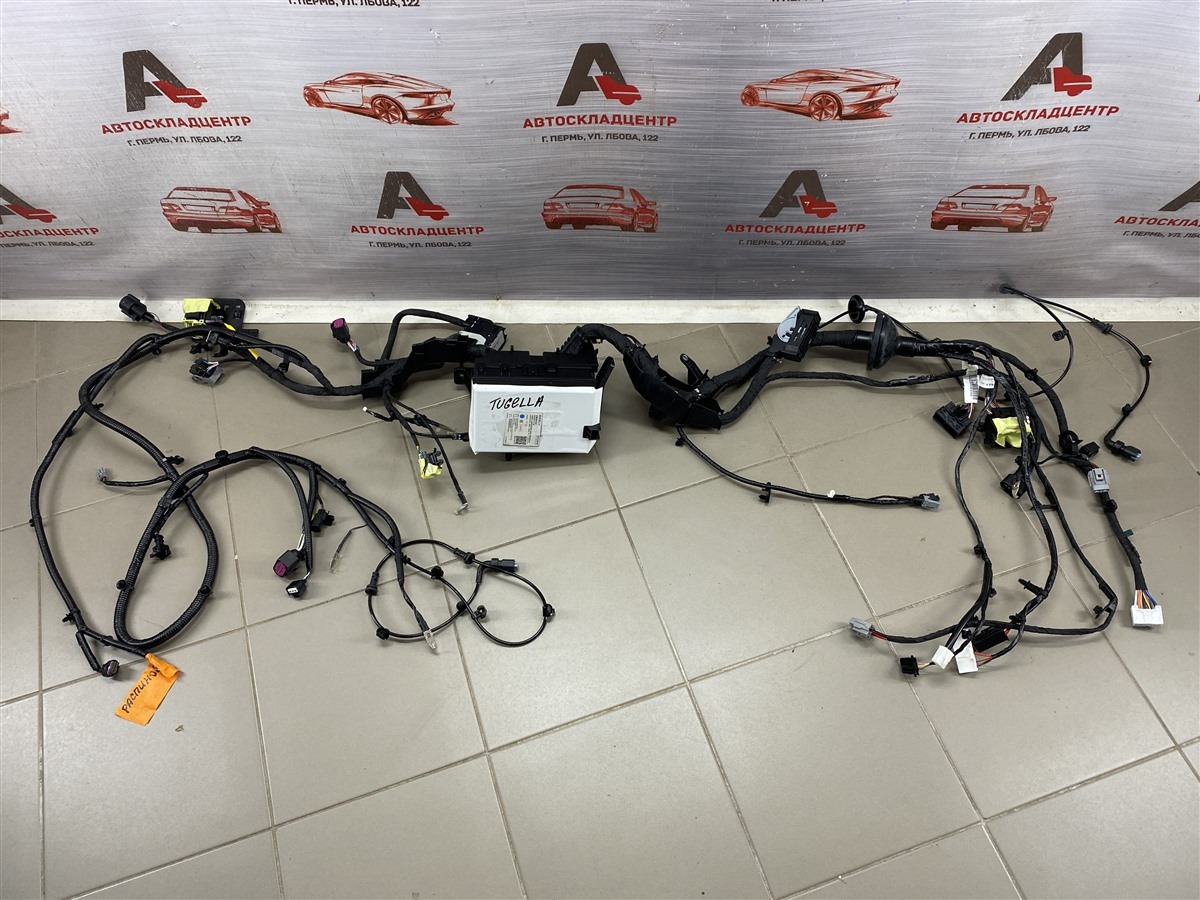 Электрика - проводка моторного отсека GEELY TUGELLA  2019 - н.в. (б/у)