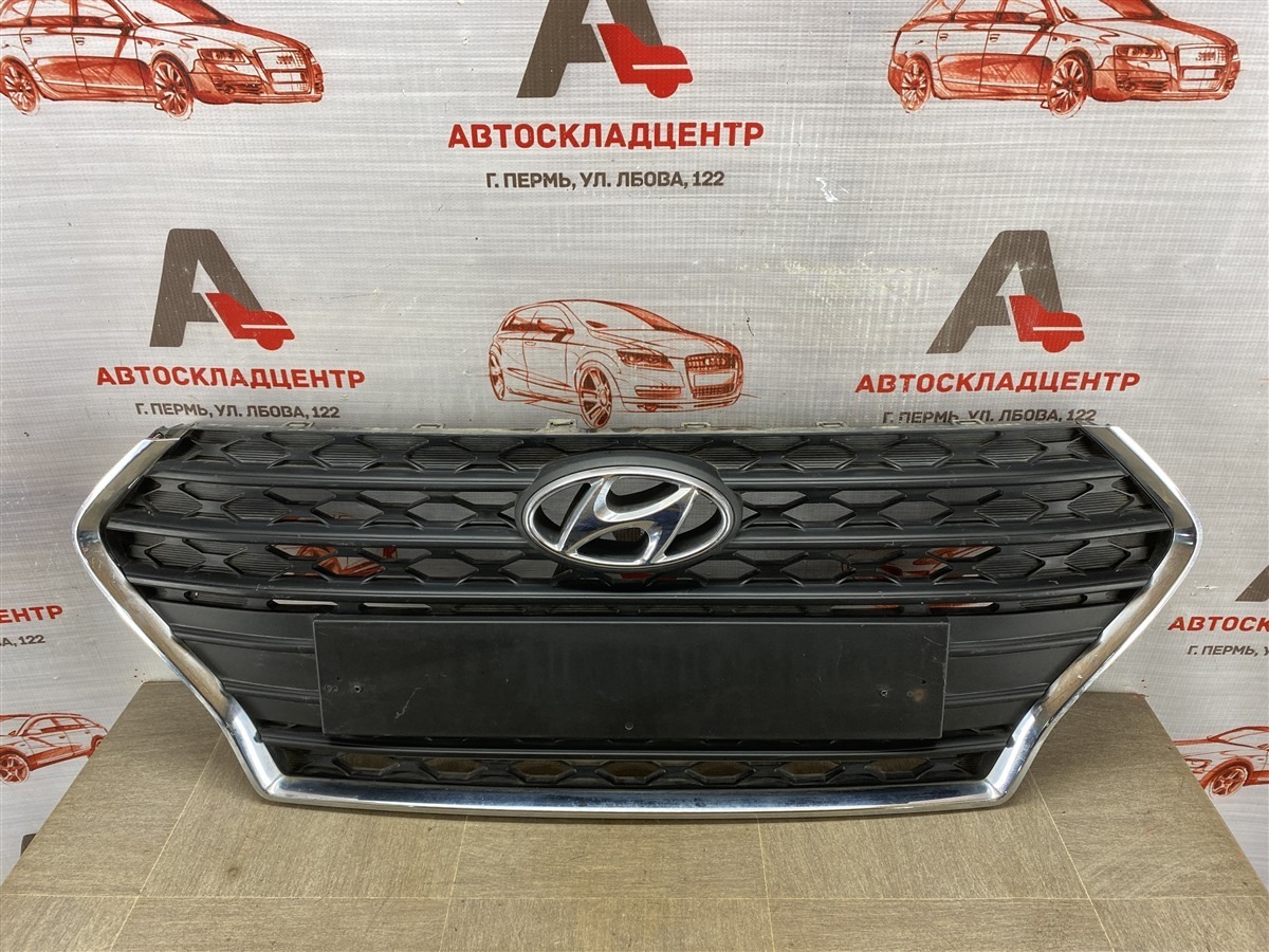Решетка радиатора HYUNDAI SOLARIS (2017-н.в.) 2017 (б/у)