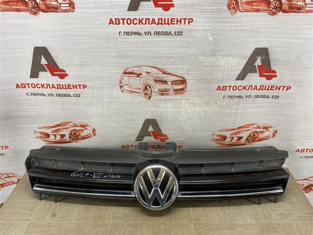 Решетка радиатора VOLKSWAGEN GOLF (Mk7) 2012-2019 (б/у)