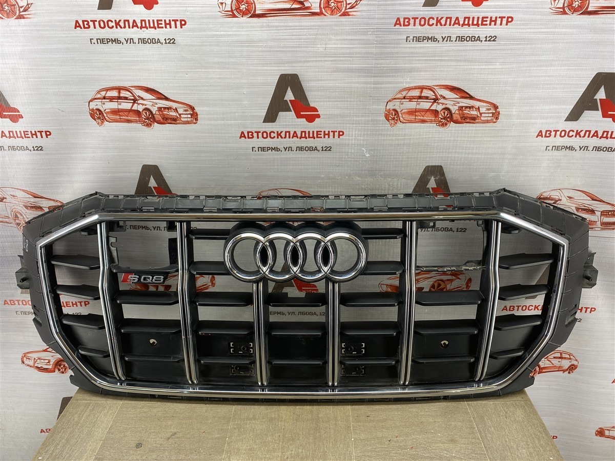 Решетка радиатора AUDI Q8 (2018-н.в.) (б/у)