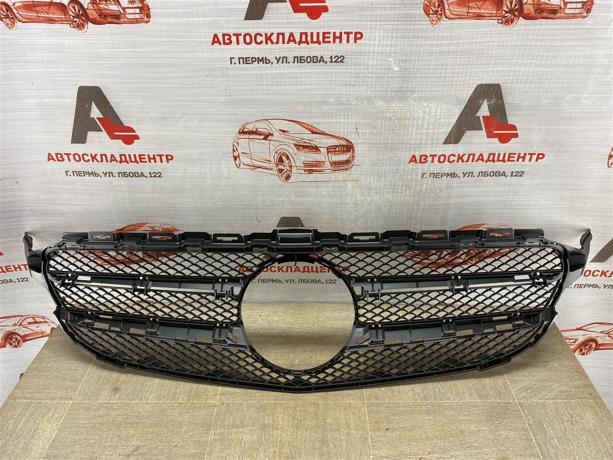 Решетка радиатора MERCEDES-BENZ C-klasse (W205) 2013-н.в. 2013 (б/у)