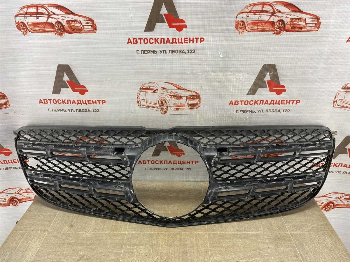 Решетка радиатора MERCEDES-BENZ GLS-klasse (W166) 2015-2019 (б/у)