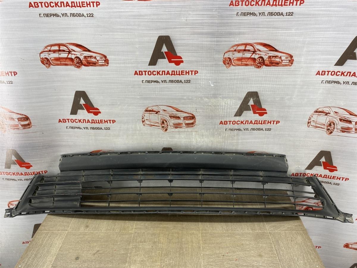 Решетка бампера переднего TOYOTA RAV-4 (XA40) 2012-2019 2015 (б/у)