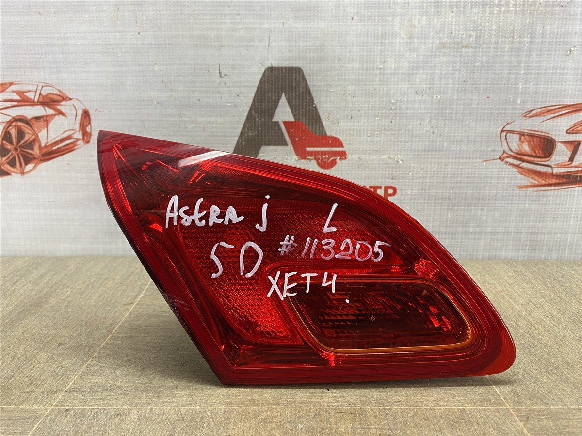 Фонарь левый - вставка в дверь / крышку багажника OPEL ASTRA - J (2009-2015) (б/у)