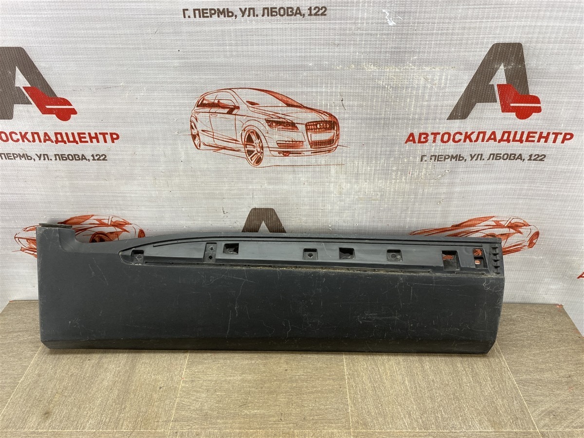 Накладка двери задней правой GEELY TUGELLA  2019 - н.в. (б/у)