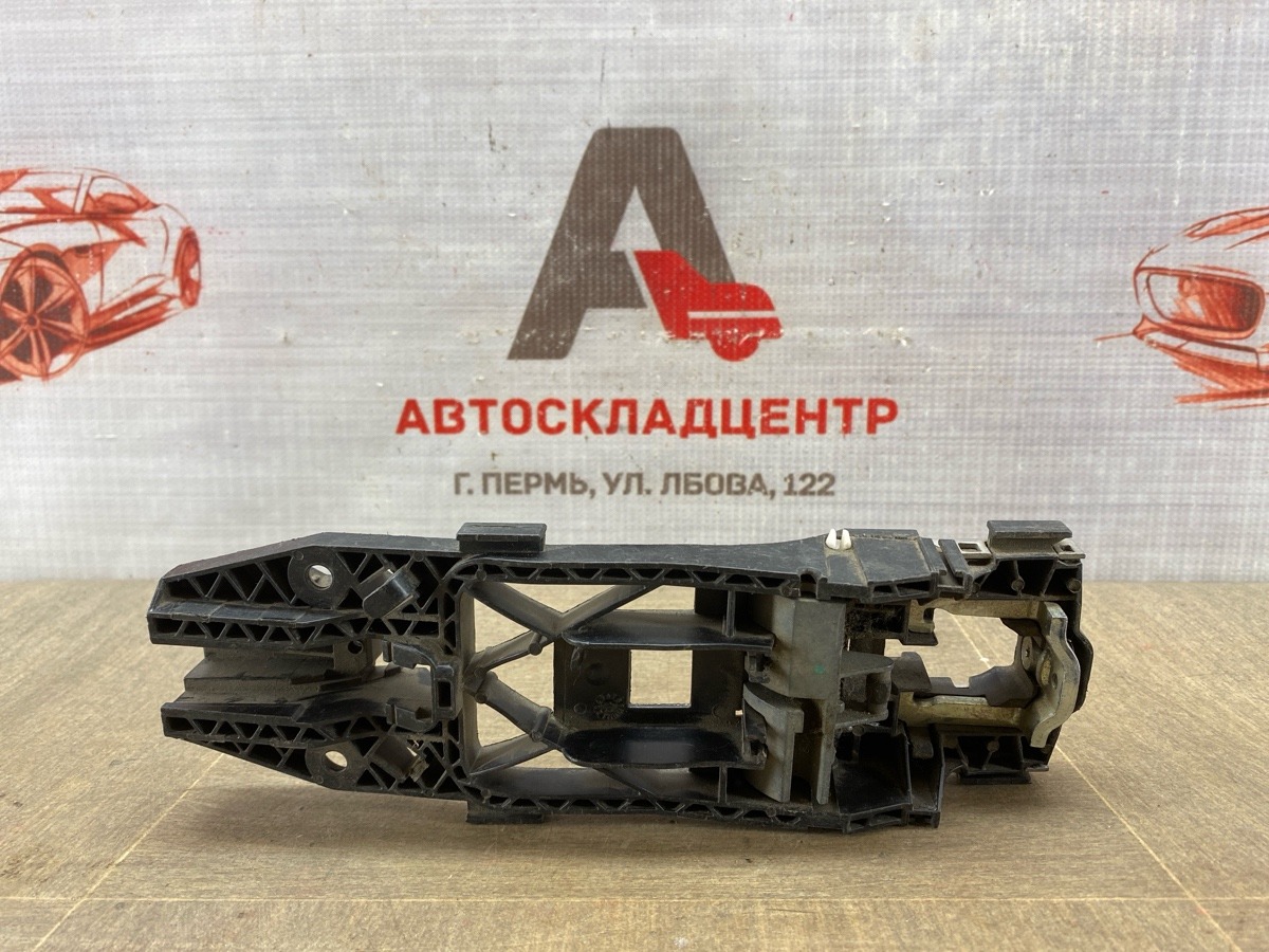 Ручка двери наружная - каркас VOLKSWAGEN TIGUAN (2007-2017) передняя левая (б/у)