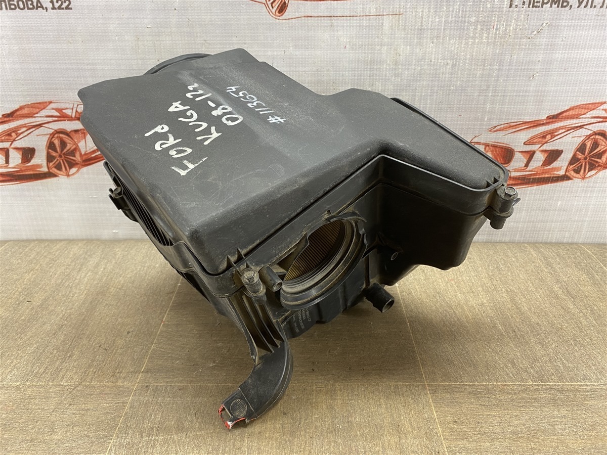 Корпус воздушного фильтра двигателя FORD KUGA 2008-2013 (б/у)