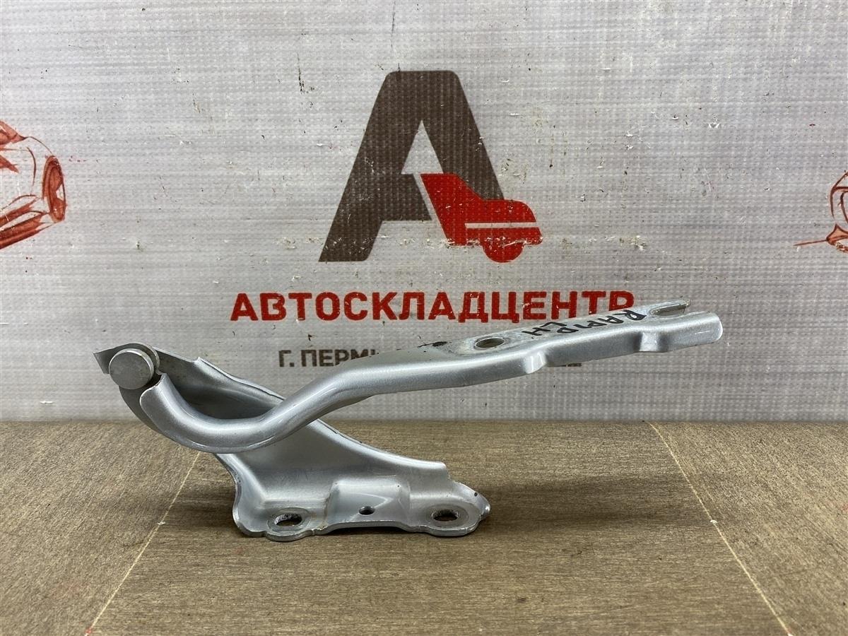 Петля капота SKODA RAPID (2012-2020) левая (б/у)