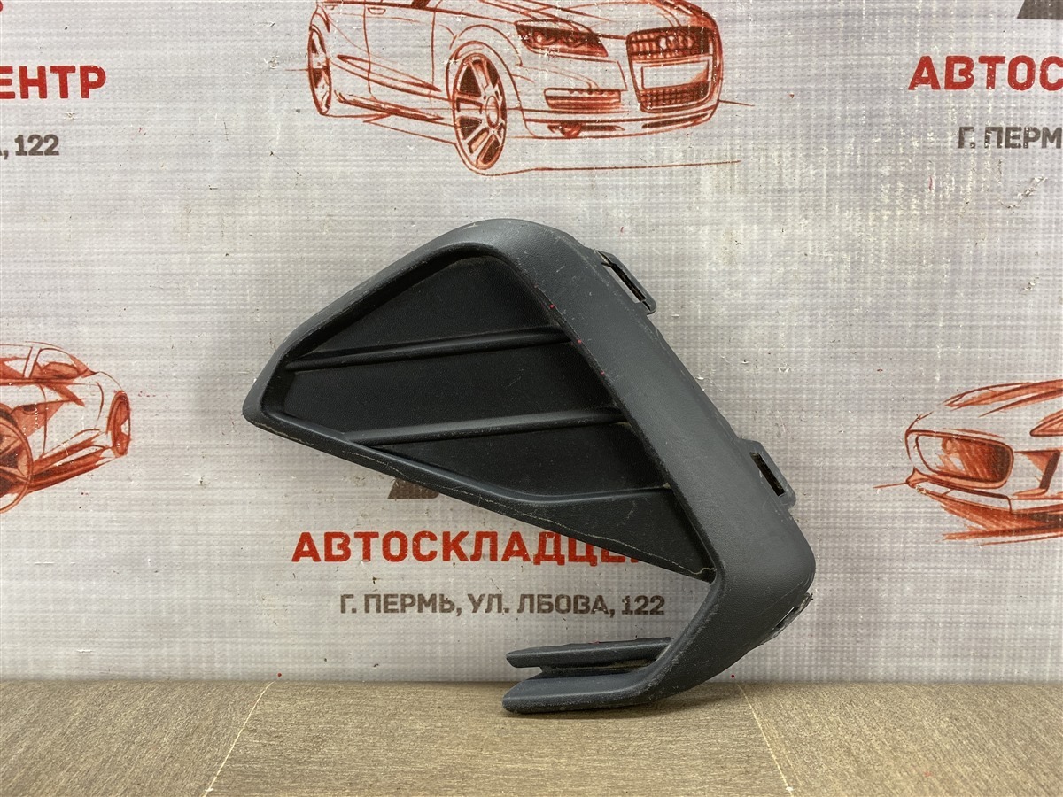 Решетка бампера переднего VOLKSWAGEN POLO (Mk6 RUS) 2020-н.в. левая (б/у)