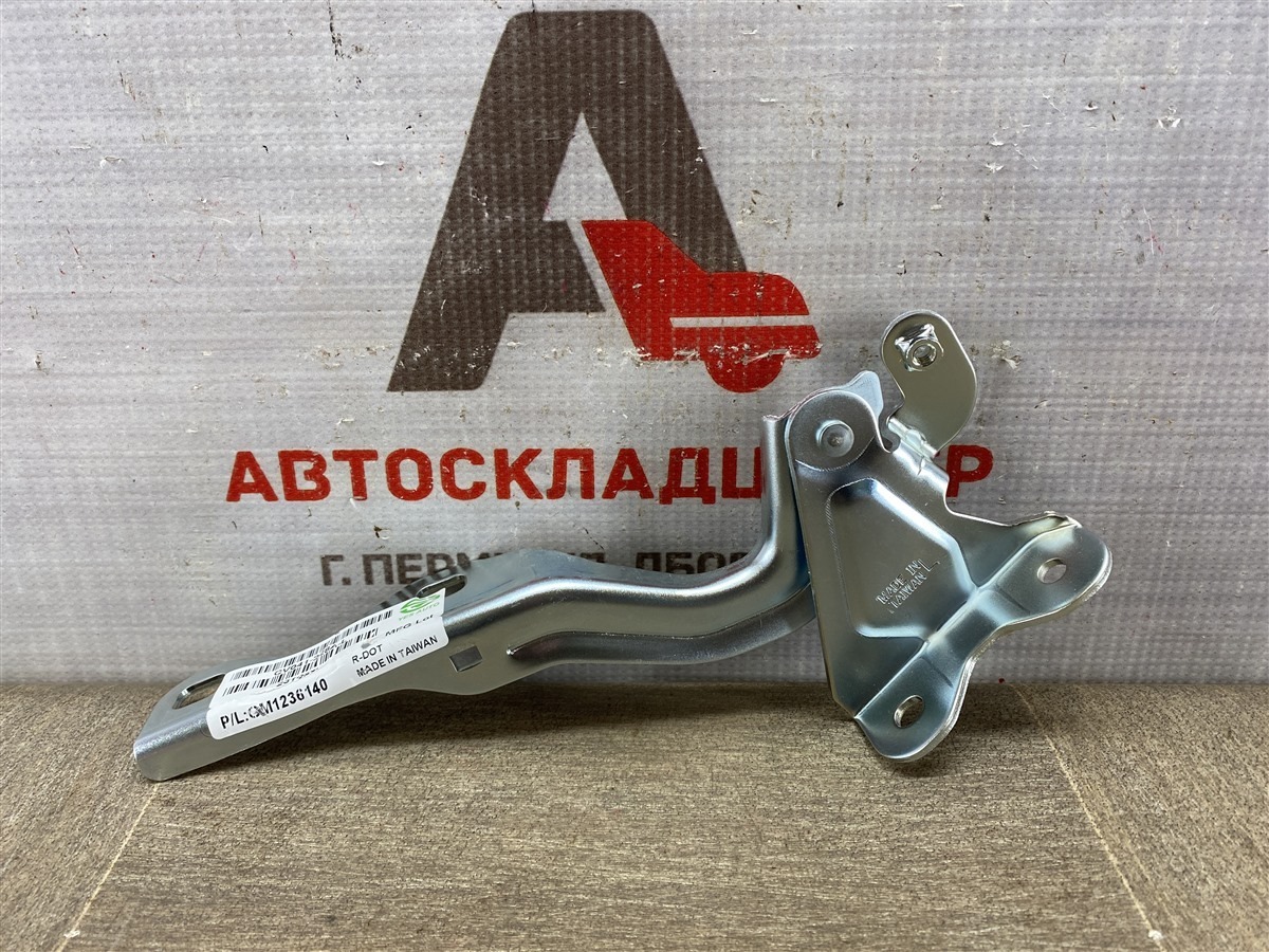 Петля капота CHEVROLET AVEO 2012-2015 левая (б/у)