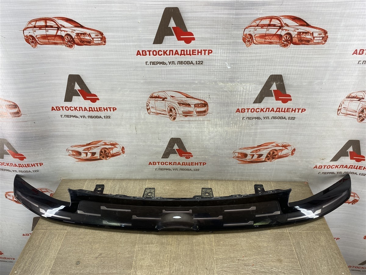 Решетка радиатора - накладка CHANGAN CS55 PLUS / UNI-S (б/у)