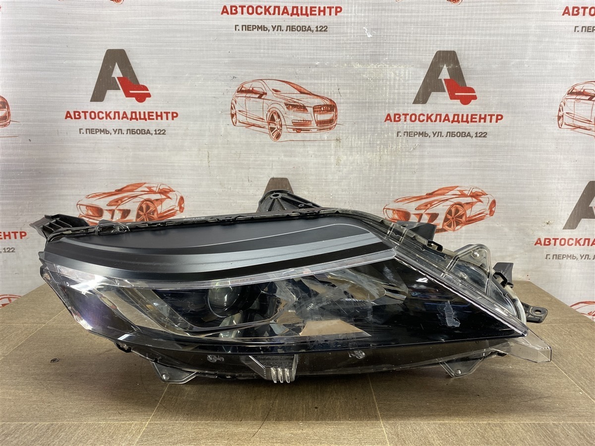 Фара правая MITSUBISHI L200 (2015-н.в.) 2018 (б/у)