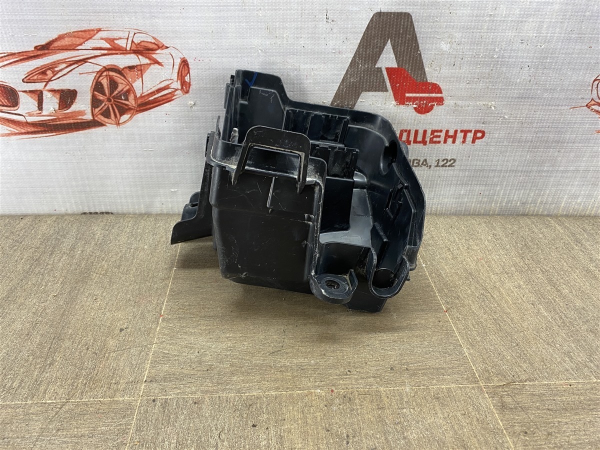 Электрика - блок предохранителей (корпус) RENAULT DUSTER (2010-н.в.) (б/у)