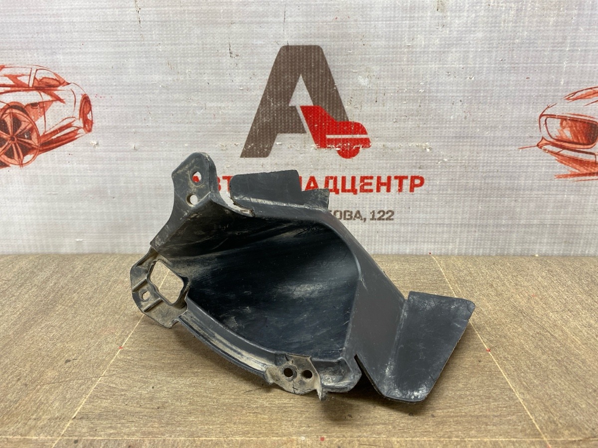 Дефлектор воздушного потока основного радиатора MAZDA MAZDA 3 (BL) 2008-2013 2011 правый (б/у)