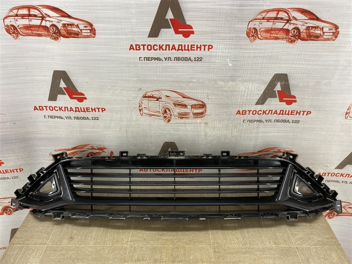 Решетка бампера переднего GEELY COOLRAY (SX11) 2018-н.в. (б/у)