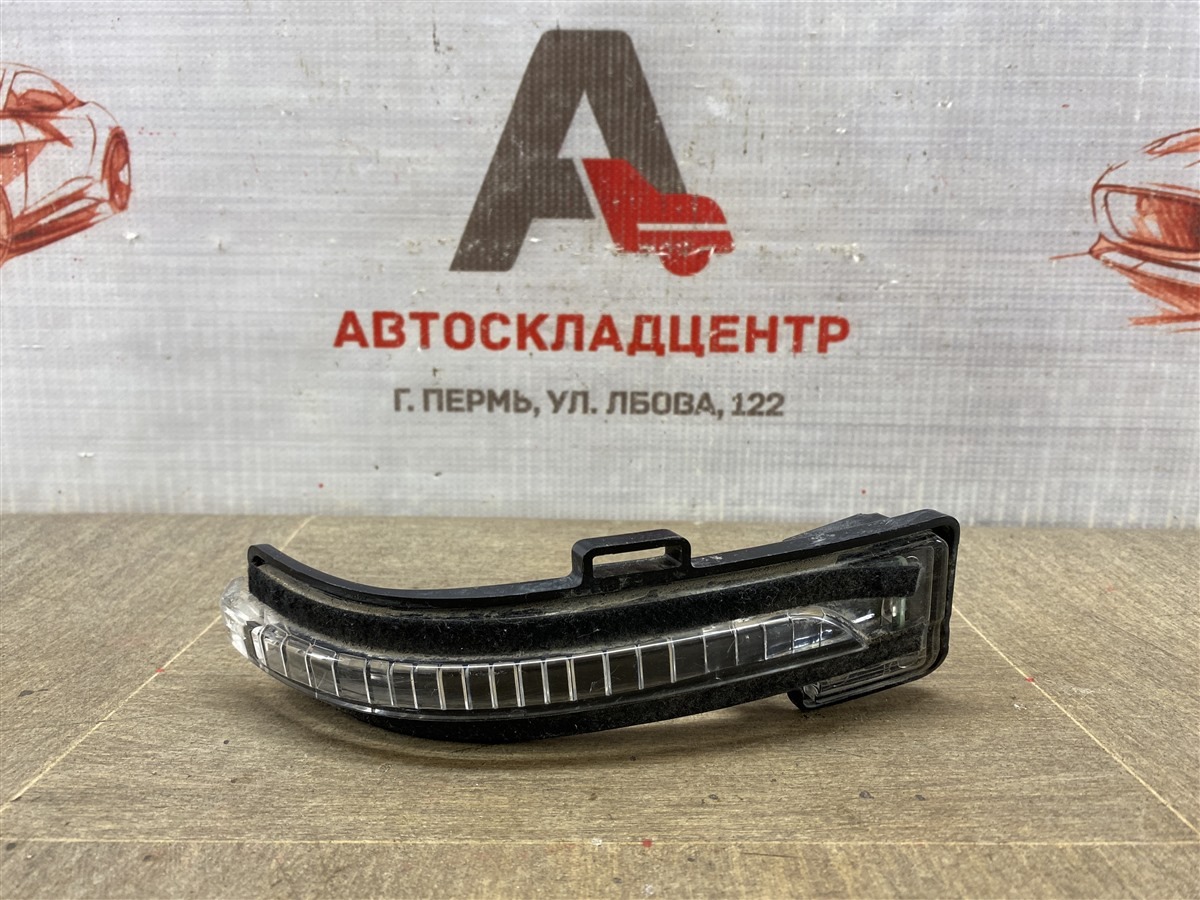 Фонарь - повторитель указателя поворота. GREAT WALL POER правый (б/у)