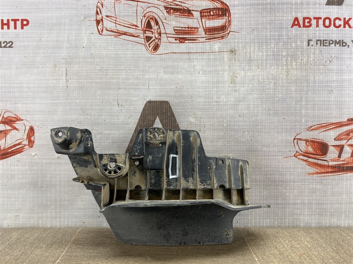 Брызговик дополнительный - на порог (воздушный щиток) VOLKSWAGEN TOUAREG (2018 - н.в.) задний  (б/у)