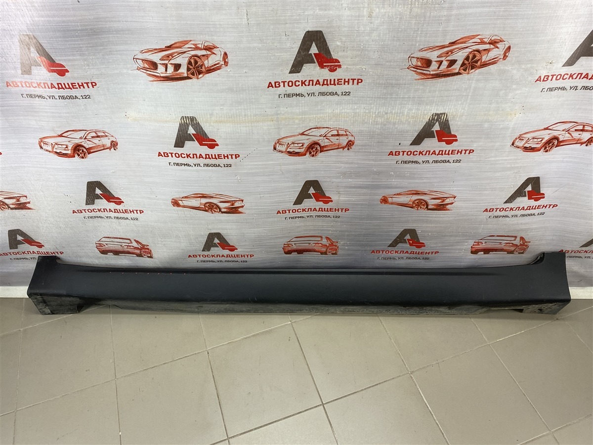 Накладка порога кузова - наружная облицовка KIA SPORTAGE (2016-н.в.) левая (б/у) Накладка порога кузова - наружная облицовка KIA SPORTAGE (2016-н.в.) левая (б/у)